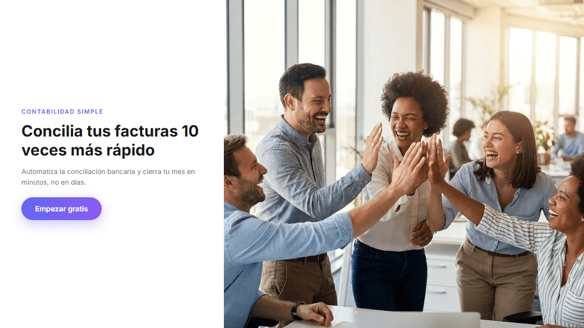 Hero de un software de contabilidad con una foto de stock genérica de personas chocando los cinco en una oficina, sin relación con el producto